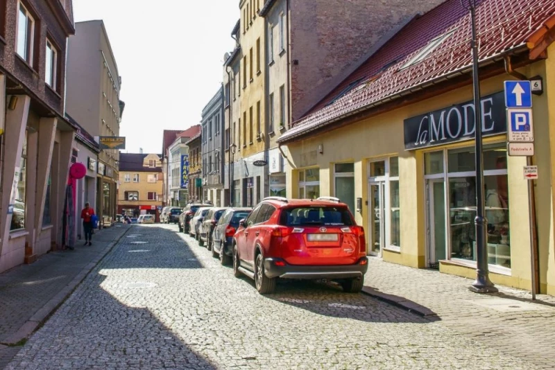 zdjęcie wyróżniające W Wodzisławiu Śląskim przeprowadzono analizę parkingową